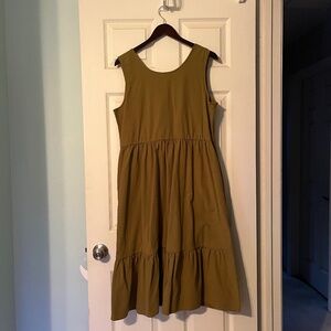 Tradlands Birdie Sleeveless Crinkle Dress